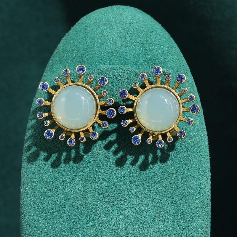 Vintage Fashion Jewelry Brands - Винтажные серьги из зеленого агата, антикварные