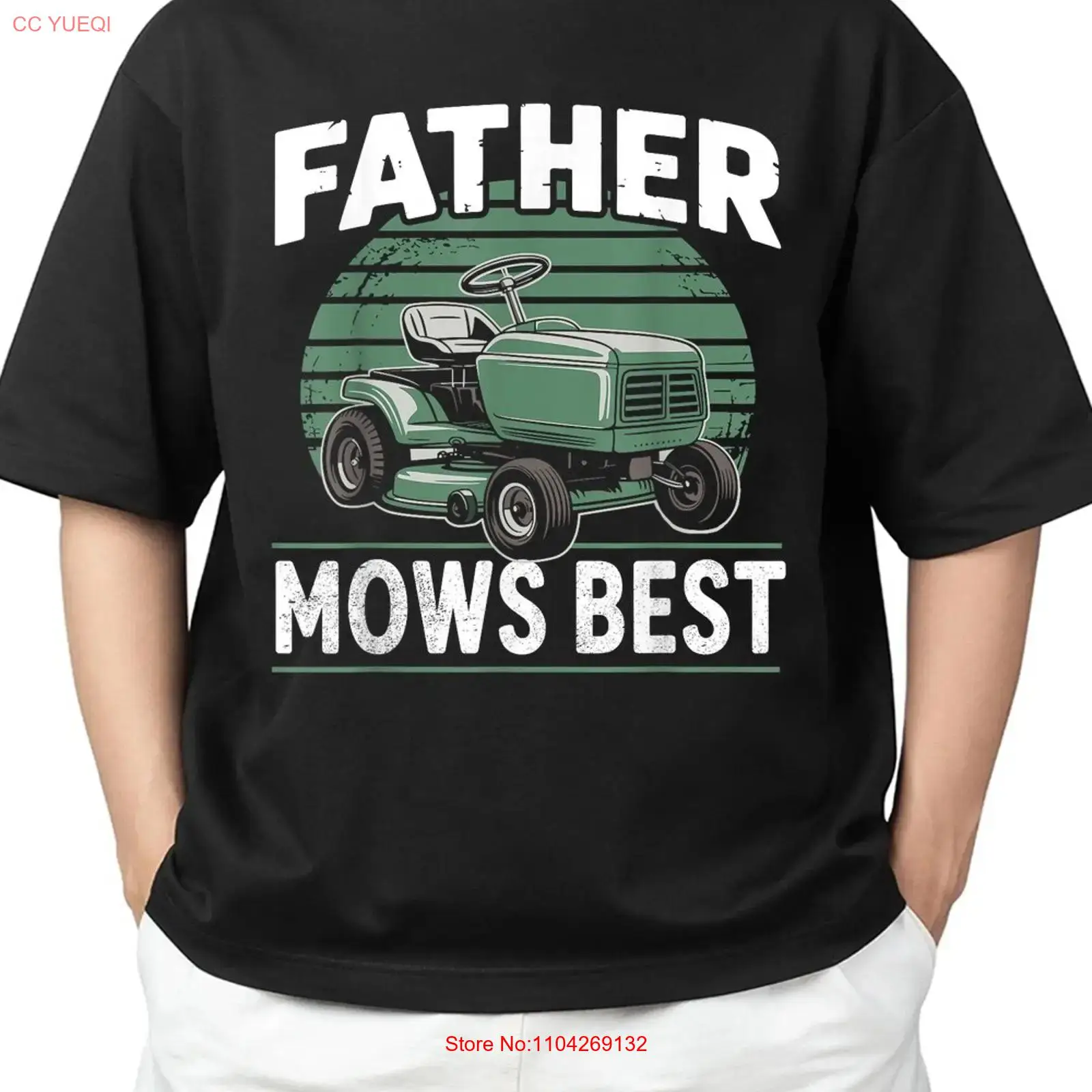 Vintage Fashion Icons - Футболка Father mows best T Shirt,